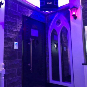 杭州临平区崇贤街道附近夜场招聘商务礼仪,是当天上班当天发薪吗？