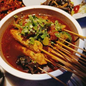 杭州富阳区新登镇附近ktv招聘酒水促销员,(不收入职费,直接入职的)