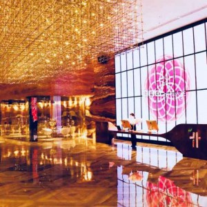 杭州豪华的ktv招聘商务接待,是上白班还是上夜班