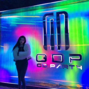 杭州中高档夜总会ktv招聘酒水销售员,中午管饭吗？