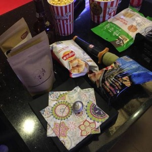 杭州高档夜场ktv招聘酒水销售员,有学历要求吗？