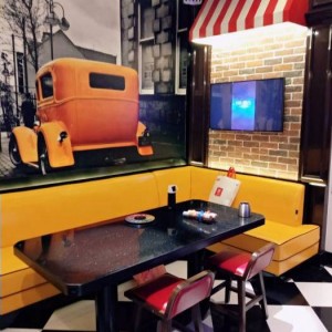 杭州有小费拿的酒吧招聘酒水促销员,跟领队还是直招