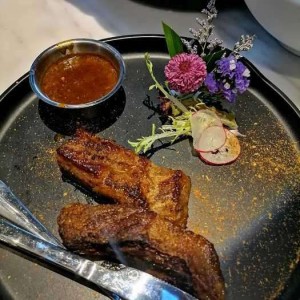 杭州翻台高的夜总会招聘酒水销售员,招聘微信多少