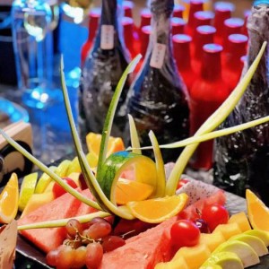 杭州不喝酒的ktv招聘包厢管家,是否可以接受调休或者请假？