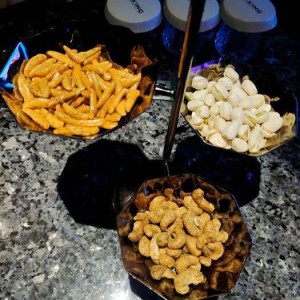 杭州哪家夜场招聘包厢气氛组,有身高要求吗？