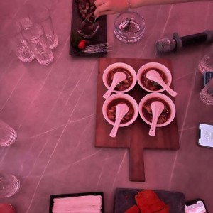 杭州哪家ktv招聘商务迎宾,交五险一金吗？