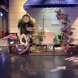 杭州中档夜场招聘包厢陪唱,00后做夜场的多吗_