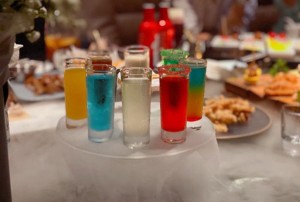 杭州拱墅区朝晖街道附近夜场招聘酒水促销员,招聘微信多少