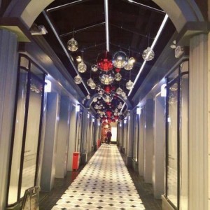 杭州哪个区酒吧招聘酒水促销员,工作时间和排班制度是怎样的？