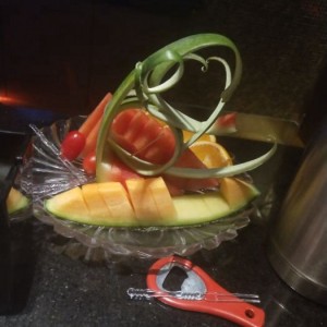 杭州西湖区附近夜总会招聘包厢陪唱,(不够给补贴)