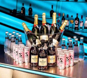 杭州临平区临平街道附近ktv招聘包厢陪唱,(好上班的不挑人)