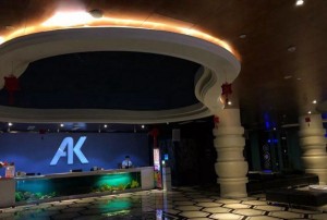 杭州富阳区灵桥镇附近夜场招聘包厢气氛租,交五险一金吗？